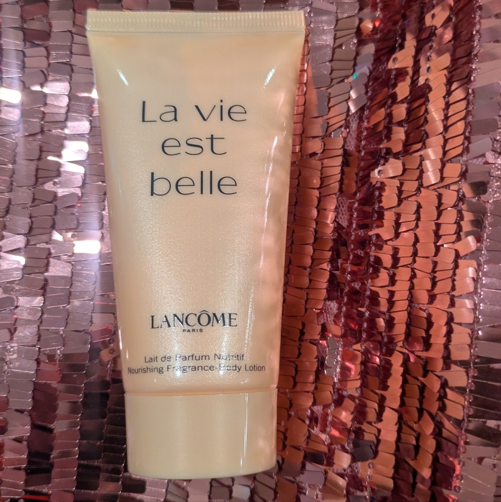 LANCOME LA VIE EST BELLE BODY LOTION